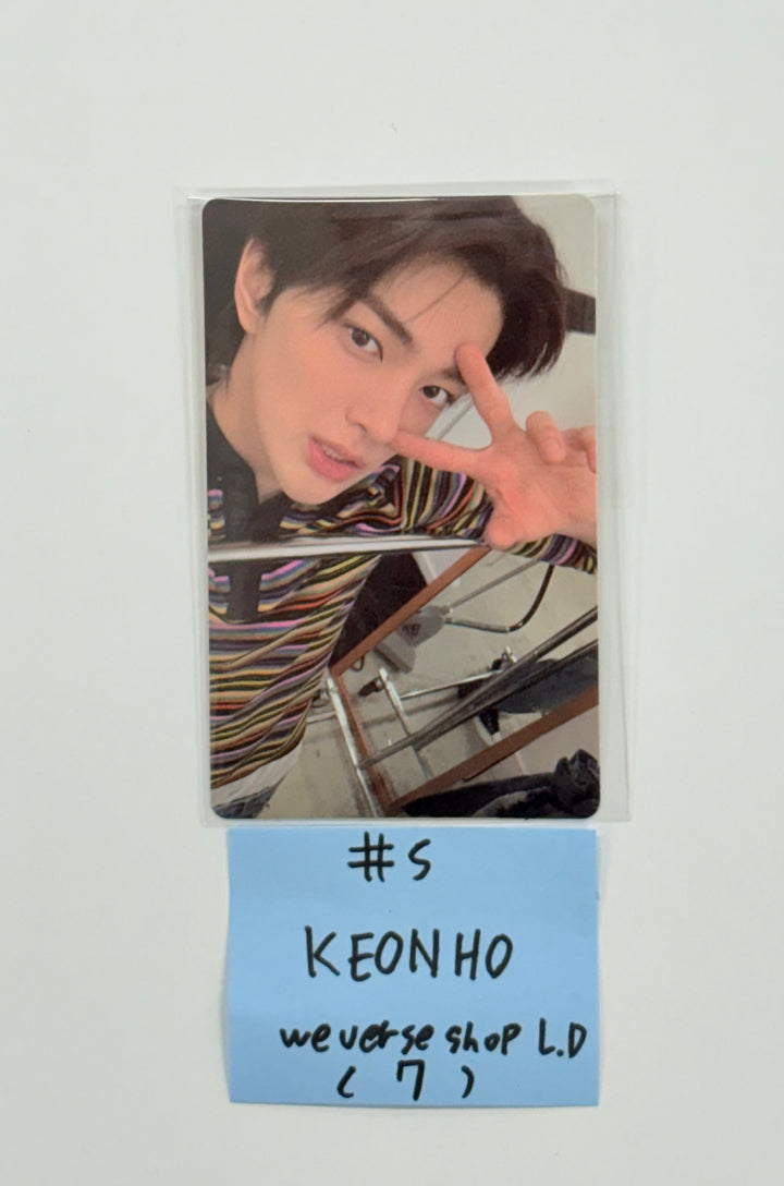 CORTIS 1st EP album "Color Outside The Line" - Weverse Shop Lucky Draw Event Photocard [25.9.9]