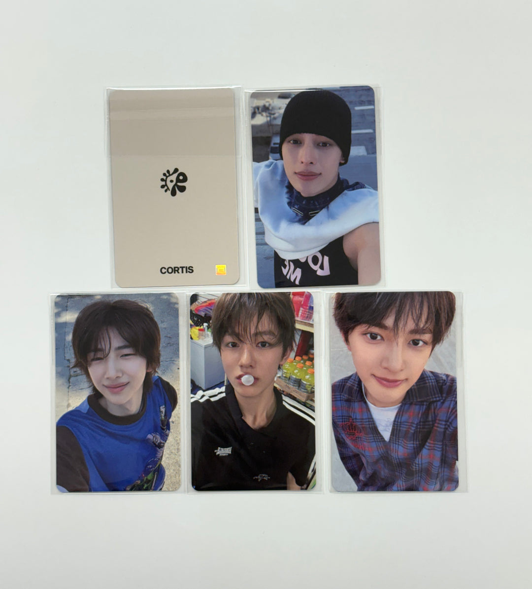 CORTIS 1st EP album "Color Outside The Line" - Beatroad Lucky Draw Event Photocard [25.9.9]