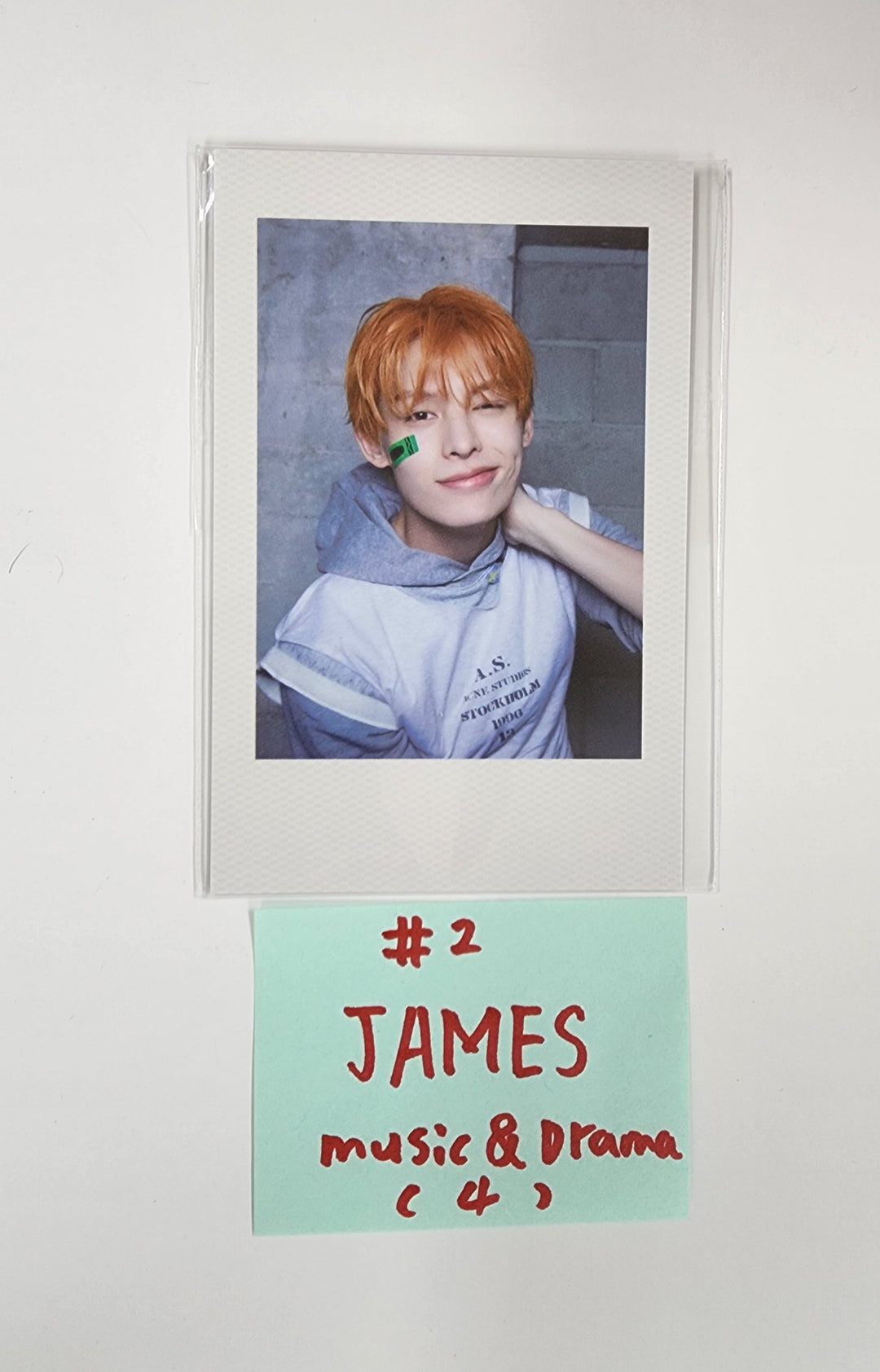 CORTIS 1st EP album "Color Outside The Line" - Music & Drama Pre Order Benefit Polaroid Type Photocard [25.9.10]