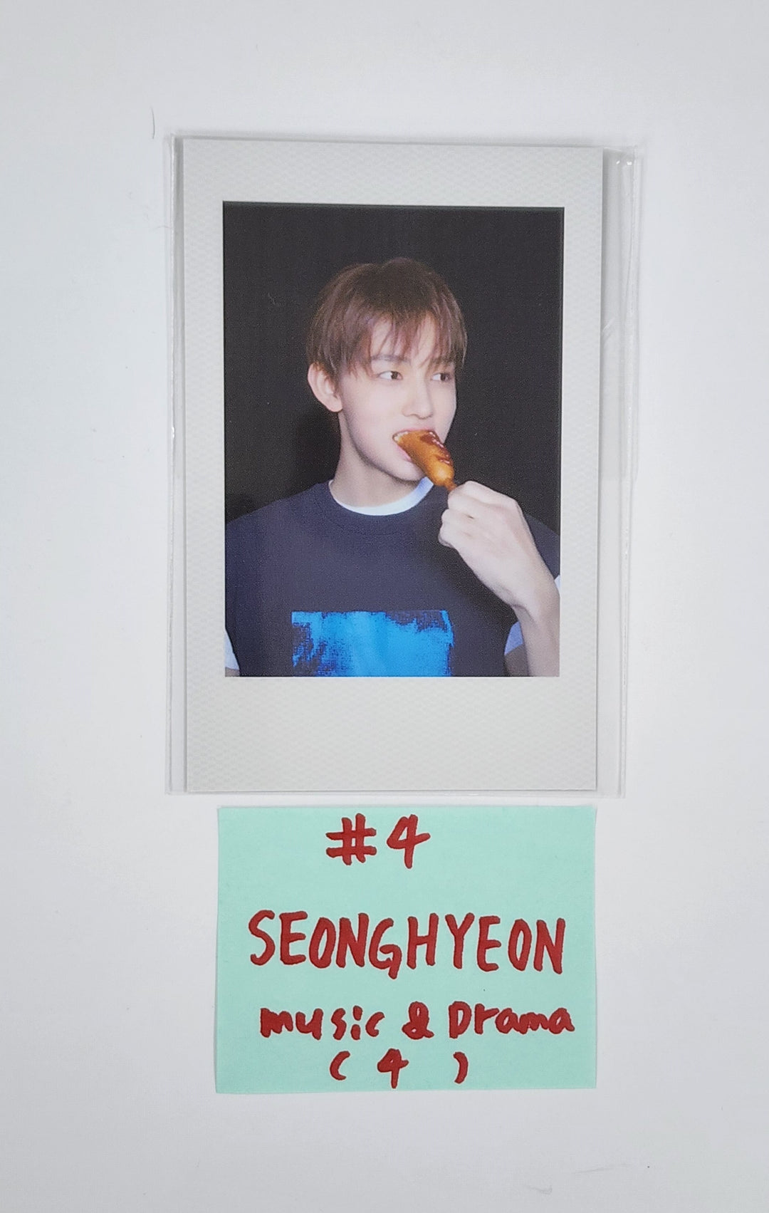 CORTIS 1st EP album "Color Outside The Line" - Music & Drama Pre Order Benefit Polaroid Type Photocard [25.9.10]