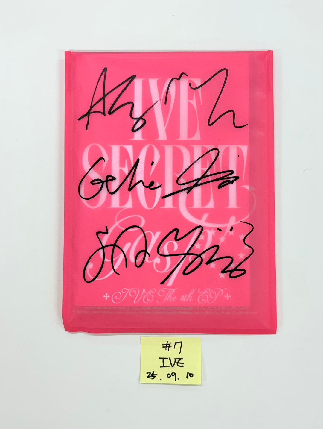 IVE "IVE SECRET" - Hand Autograhped(Signed) Promo Album [25.9.10]