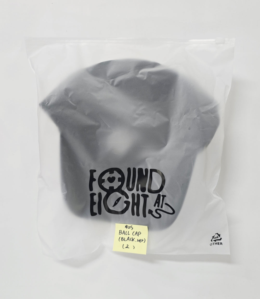 IU - 2025 IU POP-UP STORE [Found at Eight] Official MD [25.9.10]