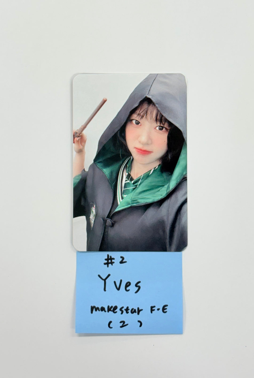 Yves "Soft Error" - Makestar Fansign Event Photocard R2 [25.9.12]
