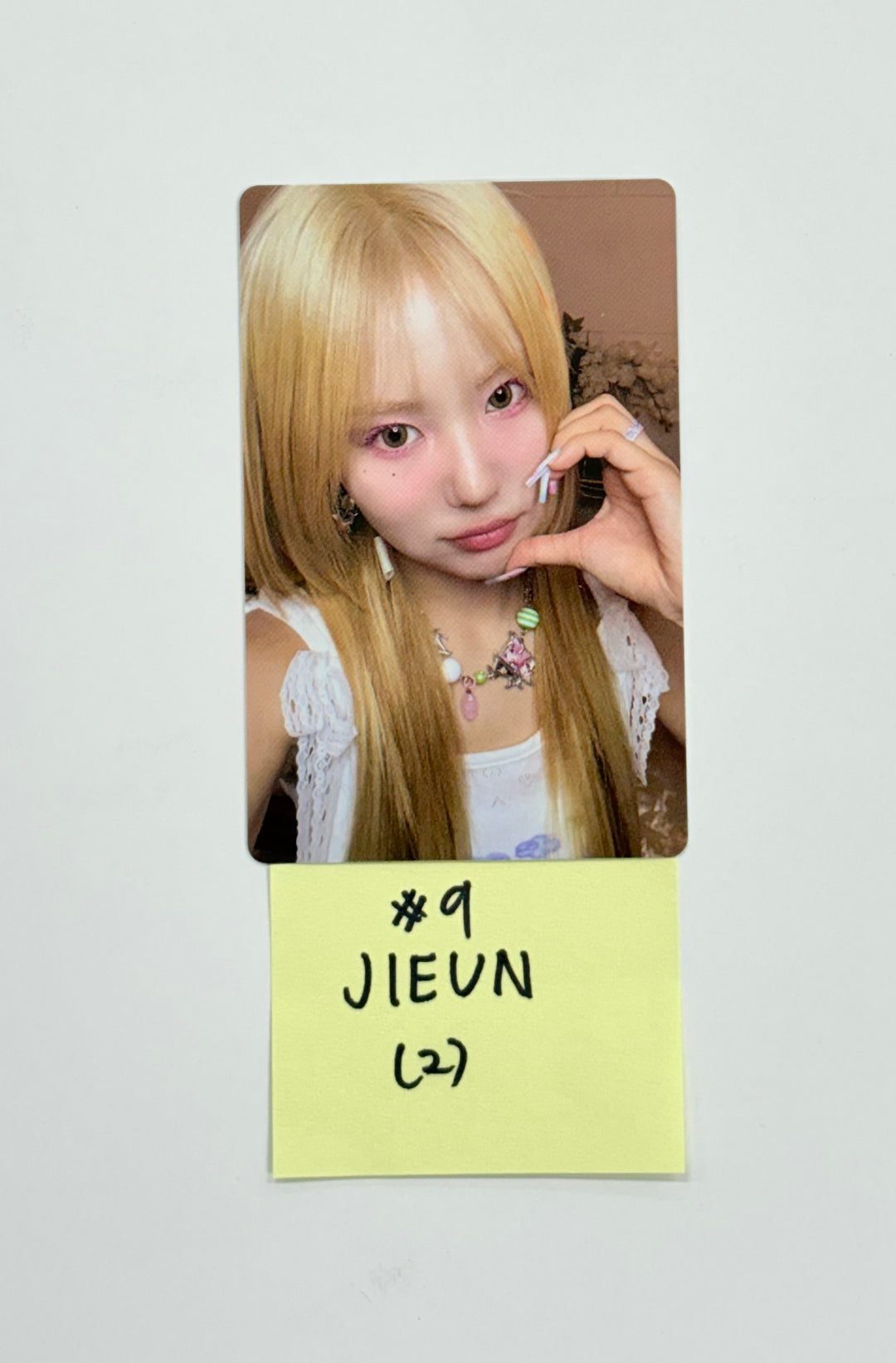 YOUNG POSSE "Growing Pain pt.1 : FREE" - Official Photocard [Sticker Book ver.] [25.9.12]
