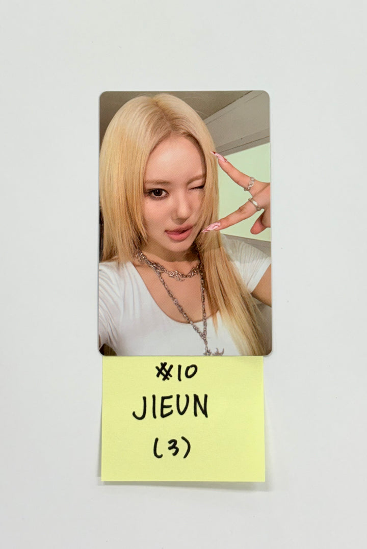 YOUNG POSSE "Growing Pain pt.1 : FREE" - Official Photocard [Sticker Book ver.] [25.9.12]