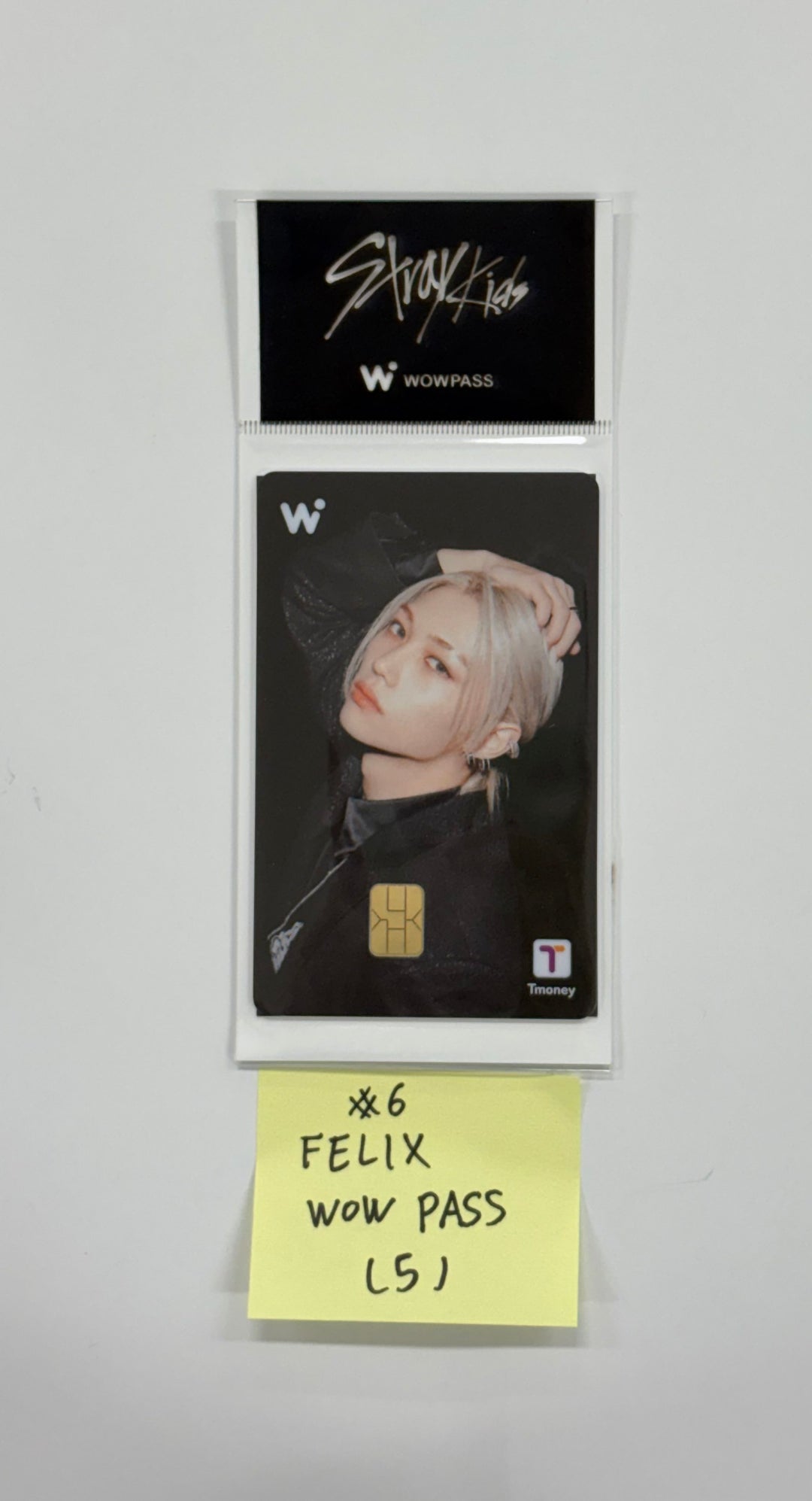 STRAY KIDS - "Wowpass" Limited Edition T-Money [25.9.12]
