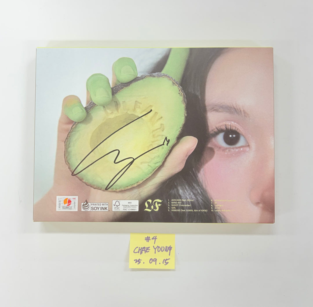 IVE "IVE SECRET", WENDY "Cerulean Verge", CHAEYOUNG "LIL FANTASY" - Hand Autographed(Signed) Promo Album [25.9.15]