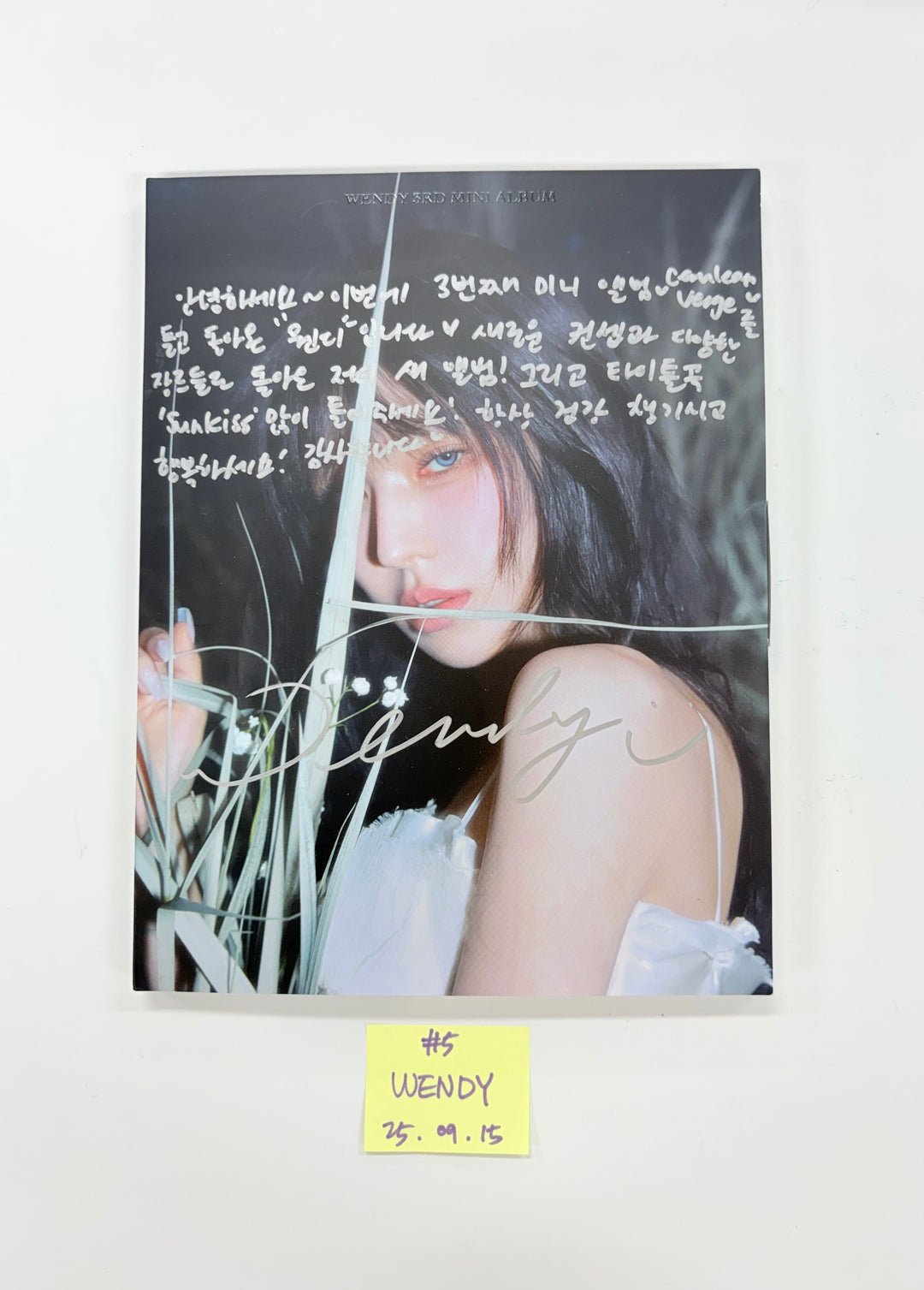 IVE "IVE SECRET", WENDY "Cerulean Verge", CHAEYOUNG "LIL FANTASY" - Hand Autographed(Signed) Promo Album [25.9.15]