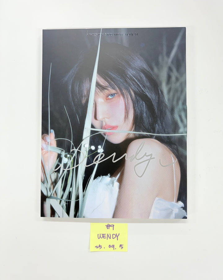 IVE "IVE SECRET", WENDY "Cerulean Verge", CHAEYOUNG "LIL FANTASY" - Hand Autographed(Signed) Promo Album [25.9.15]