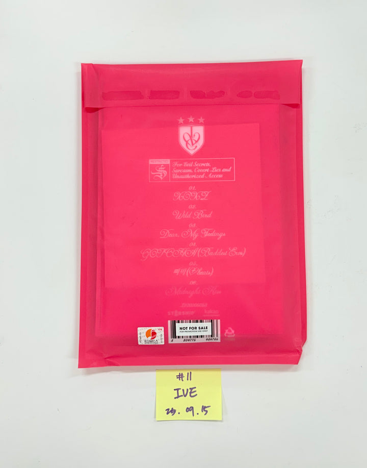 IVE "IVE SECRET", WENDY "Cerulean Verge", CHAEYOUNG "LIL FANTASY" - Hand Autographed(Signed) Promo Album [25.9.15]