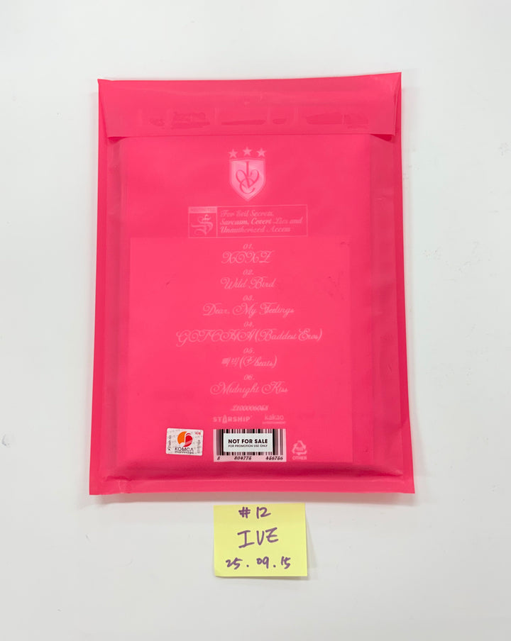 IVE "IVE SECRET", WENDY "Cerulean Verge", CHAEYOUNG "LIL FANTASY" - Hand Autographed(Signed) Promo Album [25.9.15]
