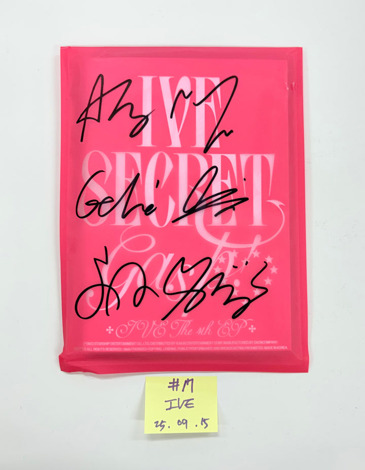 IVE "IVE SECRET", WENDY "Cerulean Verge", CHAEYOUNG "LIL FANTASY" - Hand Autographed(Signed) Promo Album [25.9.15]