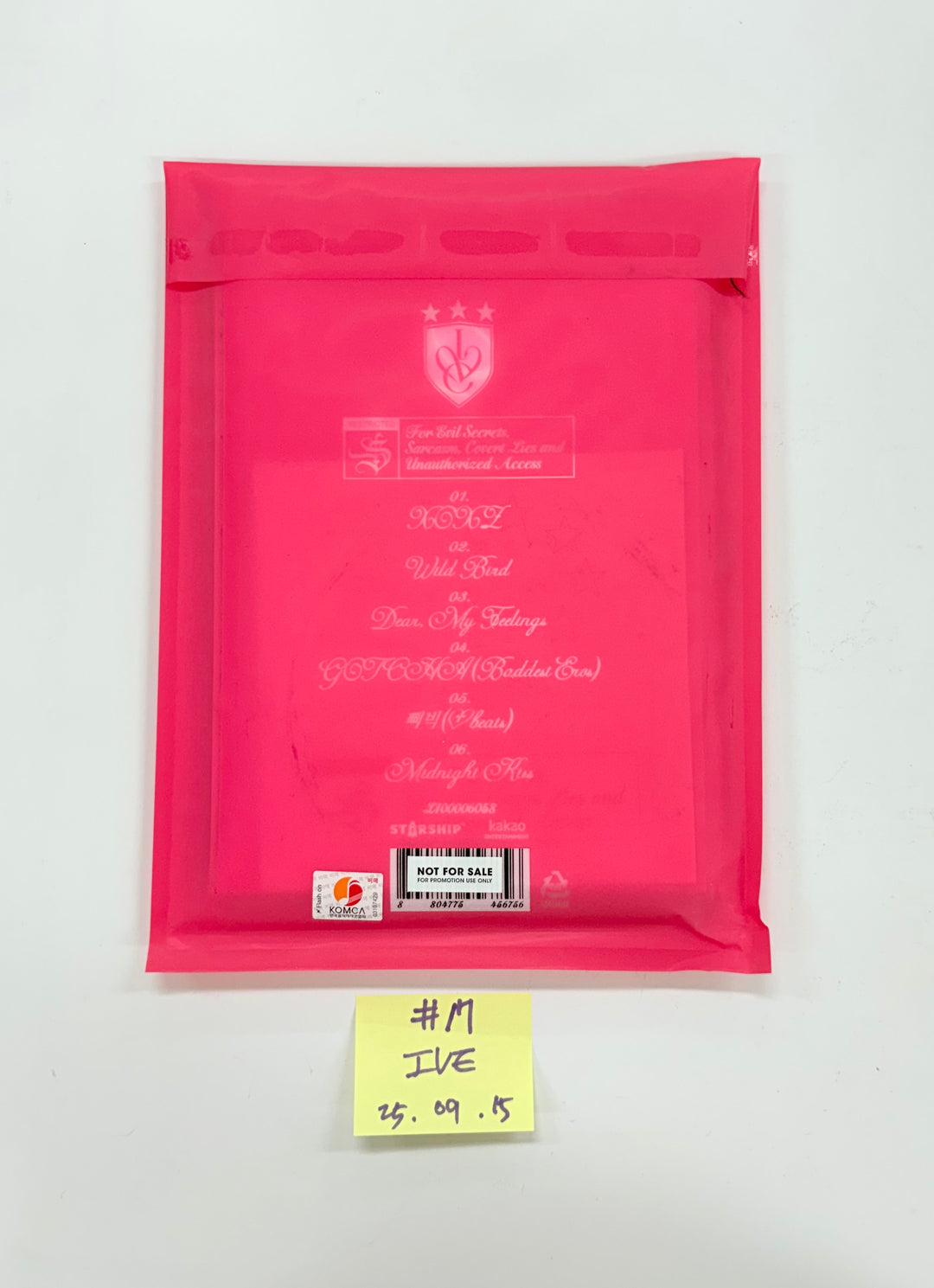 IVE "IVE SECRET", WENDY "Cerulean Verge", CHAEYOUNG "LIL FANTASY" - Hand Autographed(Signed) Promo Album [25.9.15]