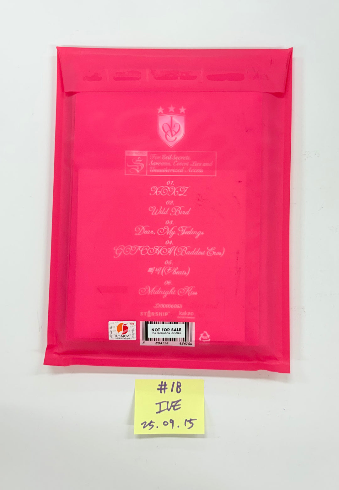 IVE "IVE SECRET", WENDY "Cerulean Verge", CHAEYOUNG "LIL FANTASY" - Hand Autographed(Signed) Promo Album [25.9.15]