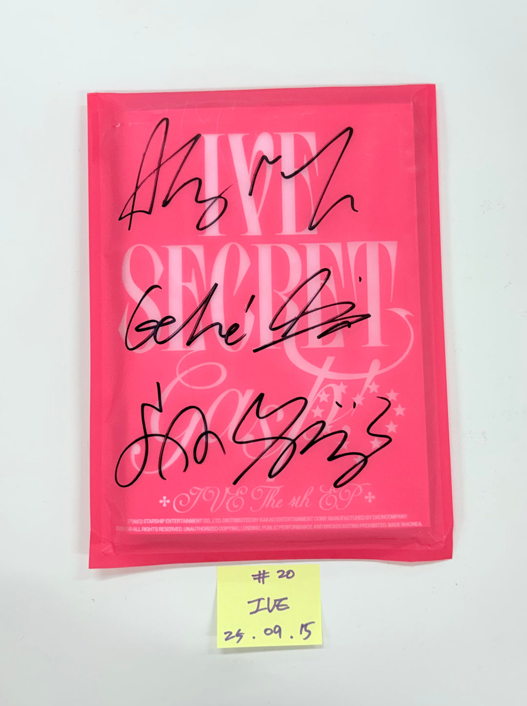 IVE "IVE SECRET", WENDY "Cerulean Verge", CHAEYOUNG "LIL FANTASY" - Hand Autographed(Signed) Promo Album [25.9.15]