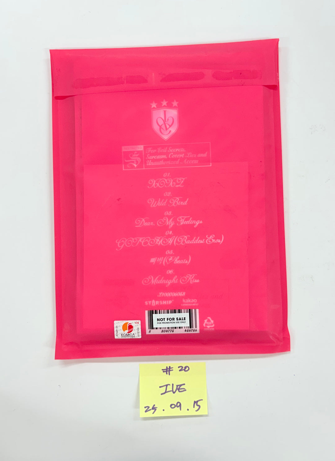 IVE "IVE SECRET", WENDY "Cerulean Verge", CHAEYOUNG "LIL FANTASY" - Hand Autographed(Signed) Promo Album [25.9.15]