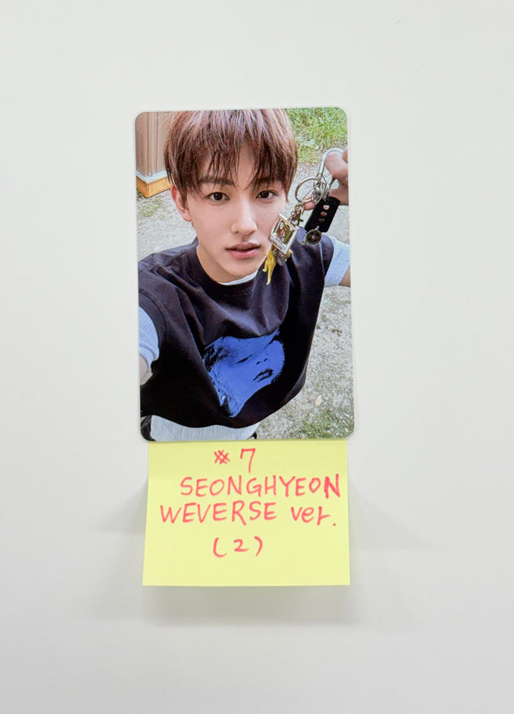 CORTIS 1st EP "Color Outside The Line" - Official Photocard (Weverse ver.) [25.9.17]