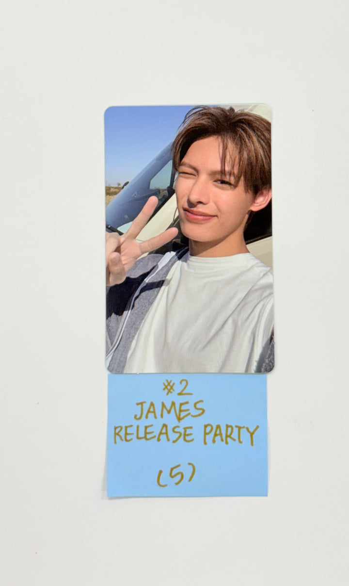 CORTIS 1st EP "Color Outside The Line" - Weverse Shop Release Party Event Photocard [25.9.17]