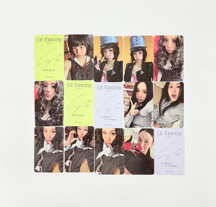 CHAEYOUNG (of Twice) "LIL FANTASY" - Official Photocard [25.9.17]