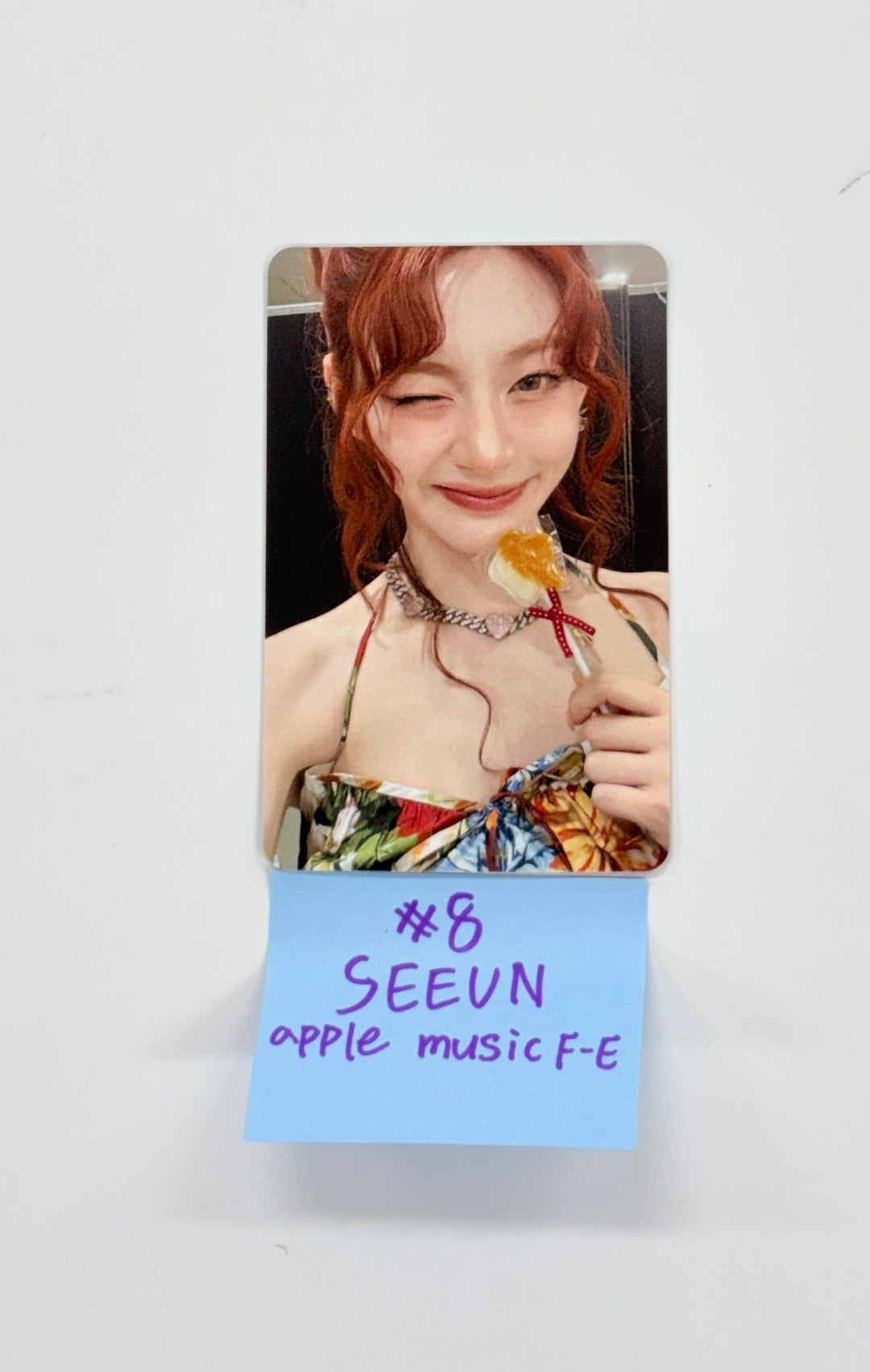 STAYC "I WANT IT" - Apple Music Fansign Event Photocard R2 [25.9.17]