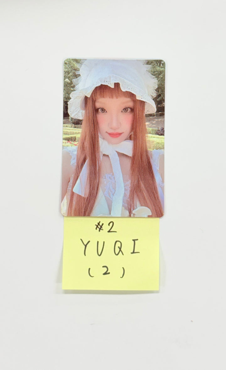 YUQI "Motivation" - Official Photocard [25.9.17]