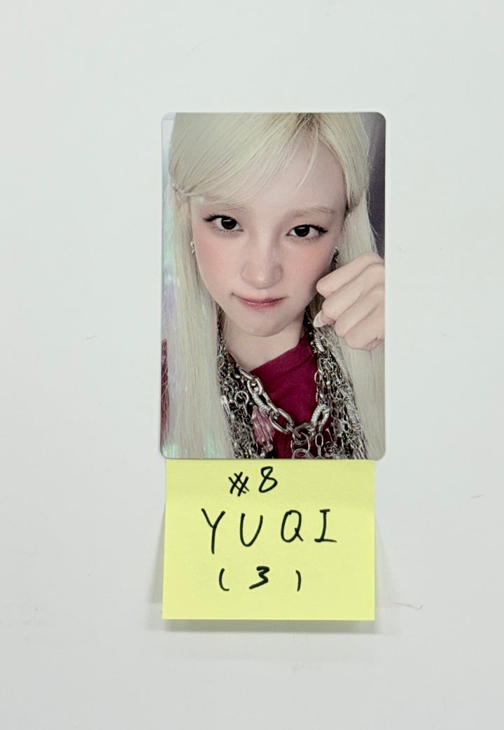 YUQI "Motivation" - Official Photocard [25.9.17]