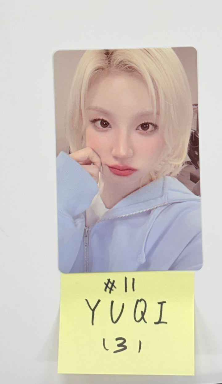 YUQI "Motivation" - Official Photocard [25.9.17]