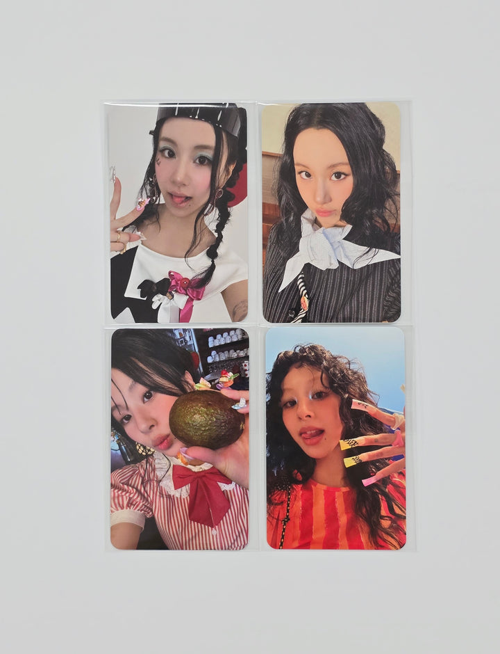 CHAEYOUNG (of Twice) "LIL FANTASY"- FANS Shop Pre-Order Benefit Photocard (Sparkle ver.) [25.9.18]