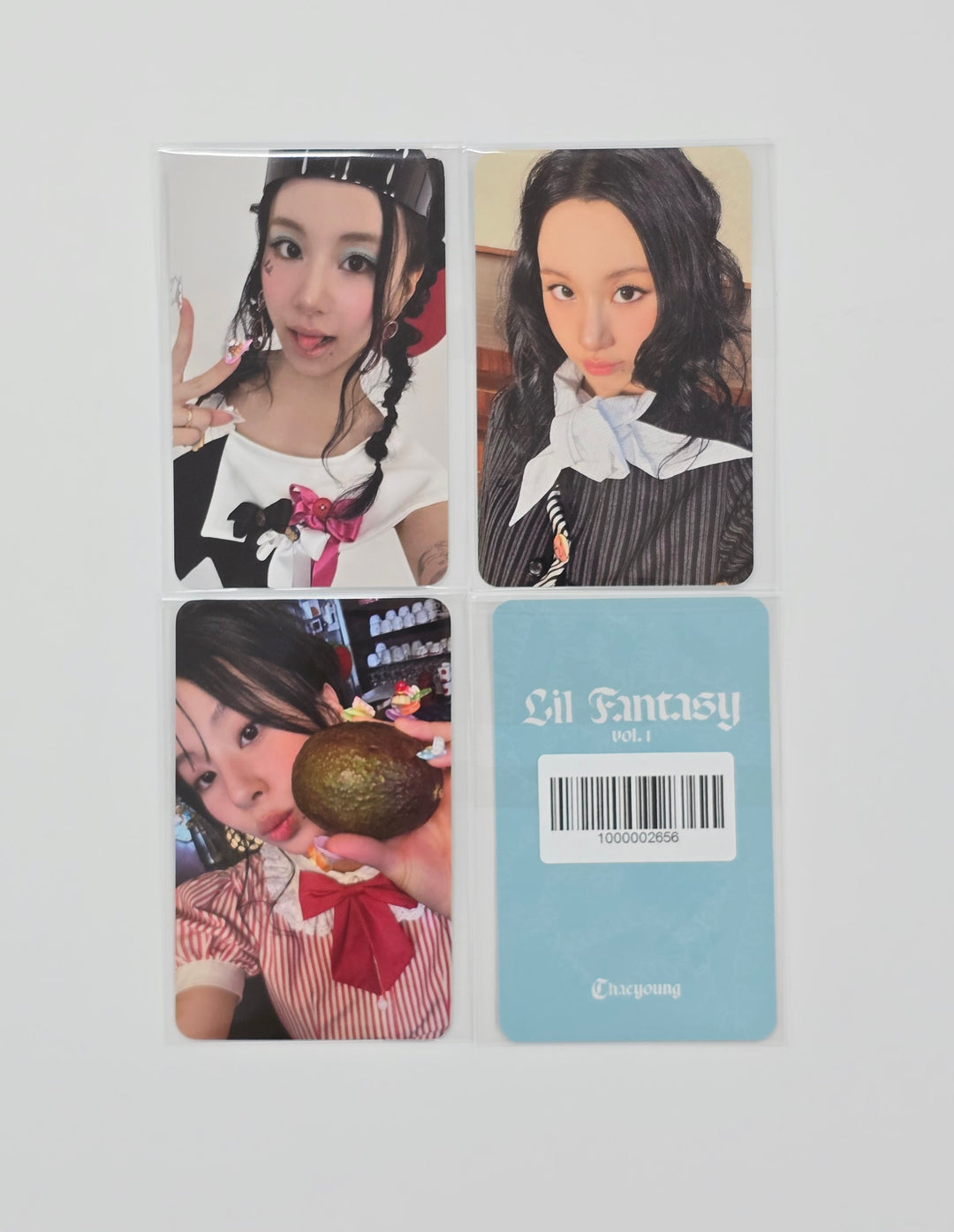 CHAEYOUNG (of Twice) "LIL FANTASY"- FANS Shop Pre-Order Benefit Photocard (Sparkle ver.) [25.9.18]