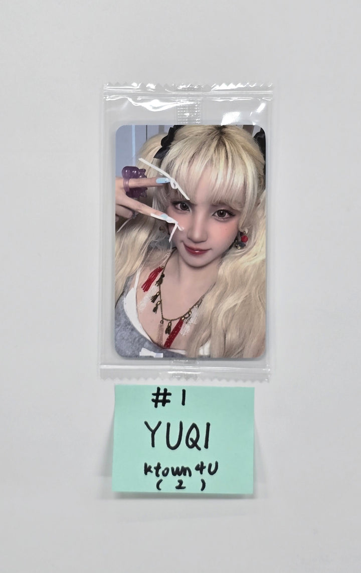 YUQI (of I-dle) "Motivation" - Ktown4U Special Gift Event Photocard [25.9.18]