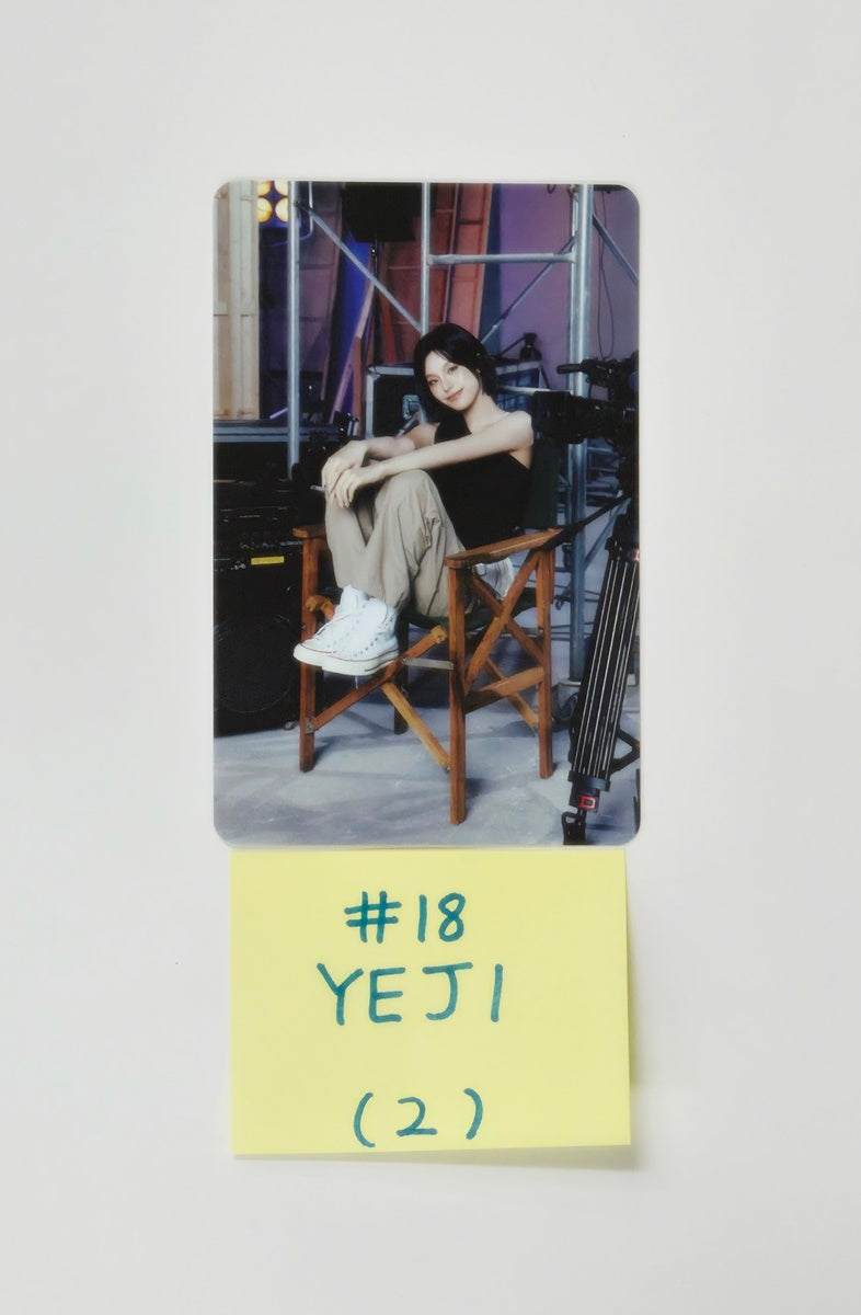 ITZY "ON AIR" - ITZY x TWINZY Pop-Up Store Trading Photocard  [25.9.19]