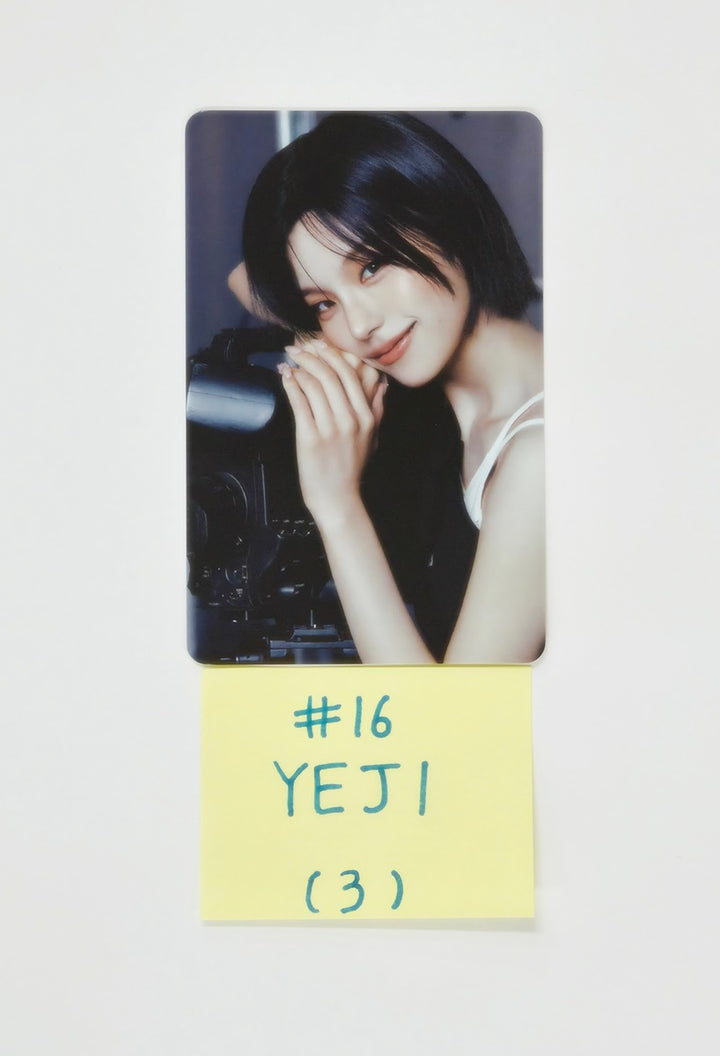 ITZY "ON AIR" - ITZY x TWINZY Pop-Up Store Trading Photocard  [25.9.19]