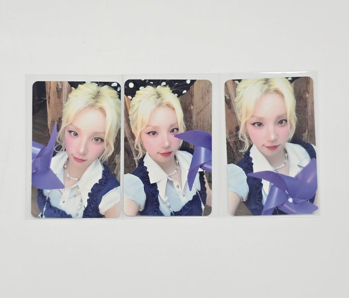 YUQI (of I-dle) "Motivation" - Mini Record Pre-Order Benefit Photocard [25.9.22]