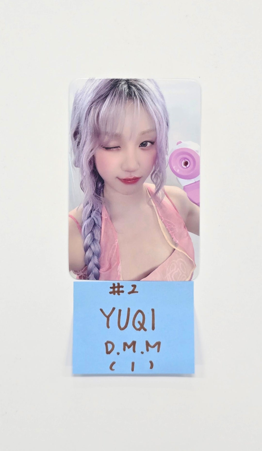 YUQI (of I-dle) "Motivation" - Dear My Muse Pre-Order Benefit Photocard [25.9.22]
