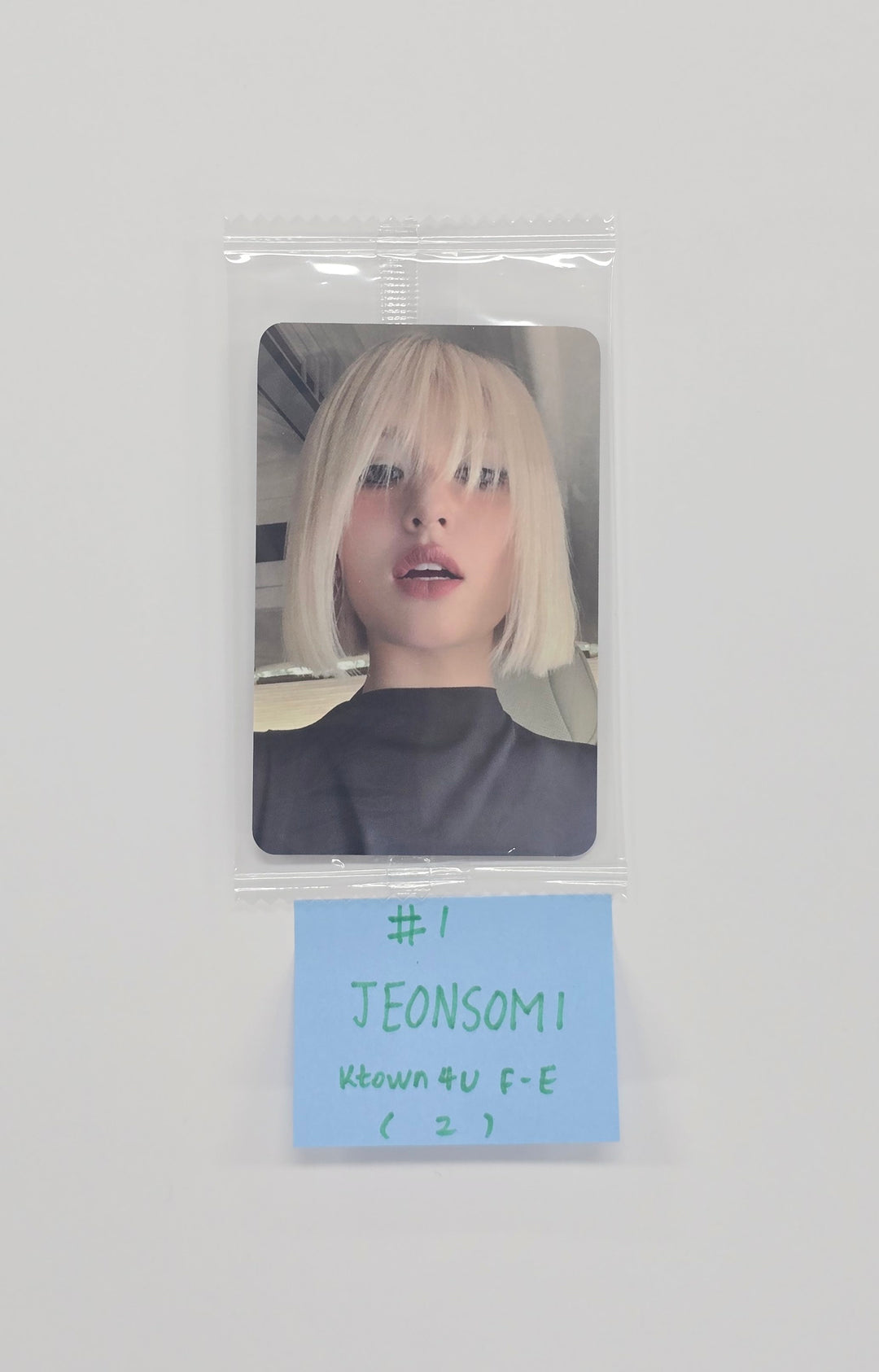 JEON SOMI "Chaotic & Confused" - Ktown4U Fansign Event Photocard [25.9.22]