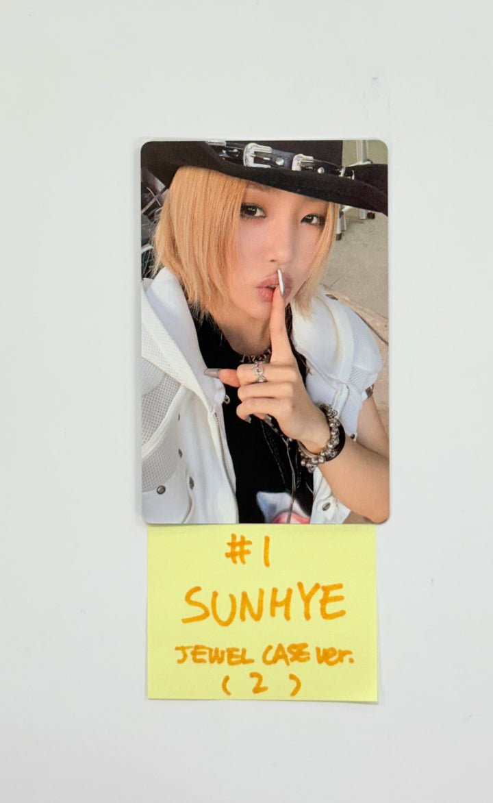 YOUNG POSSE "Growing Pain pt.1 : FREE" - Official Photocard (Jewel Case ver.) [25.9.22]