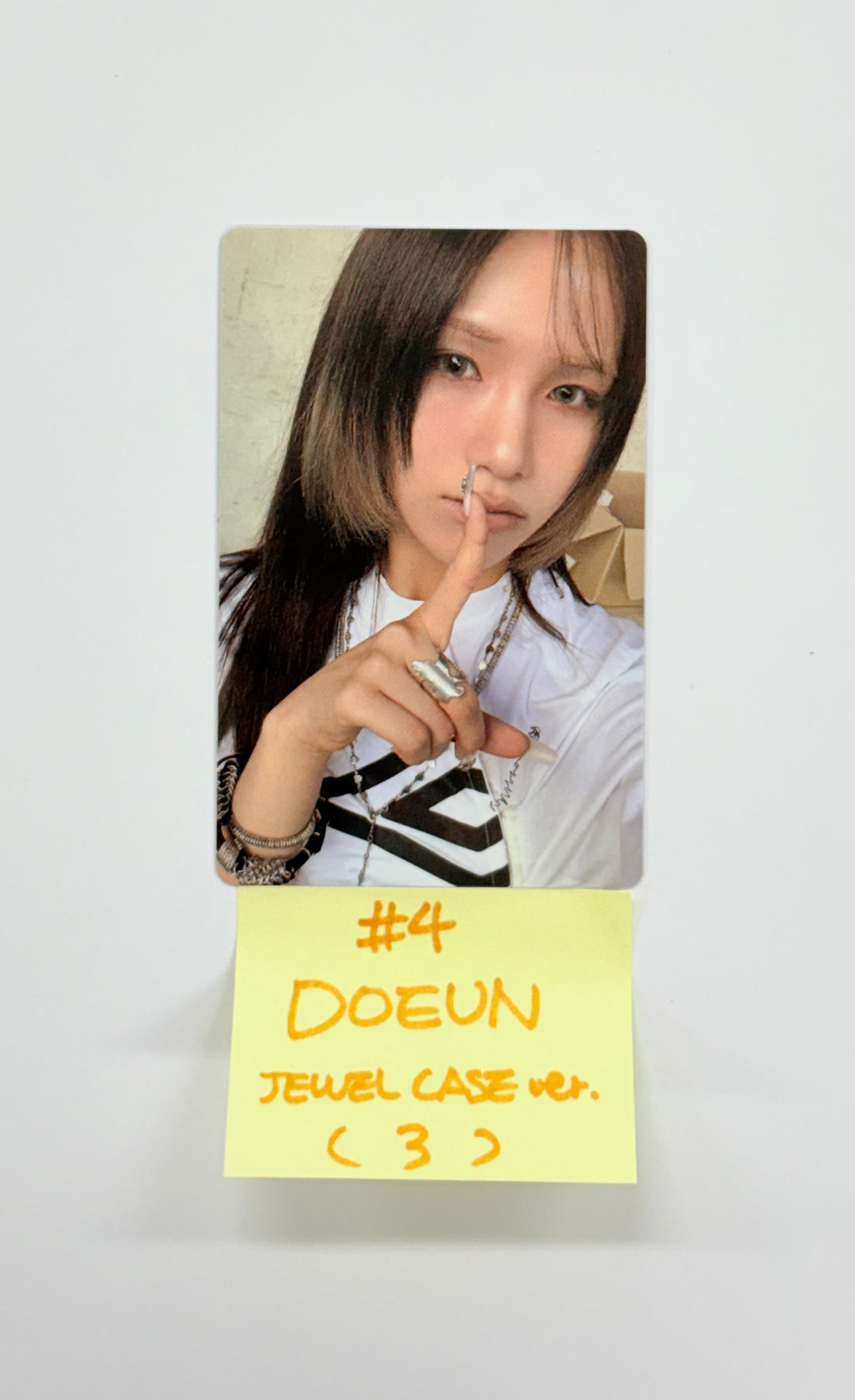 YOUNG POSSE "Growing Pain pt.1 : FREE" - Official Photocard (Jewel Case ver.) [25.9.22]
