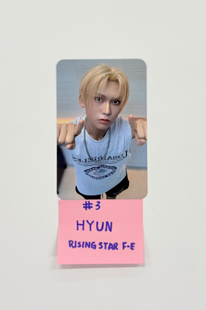 XLOV "I ONE" - Rising Star Fansign Event Photocard [25.9.24]
