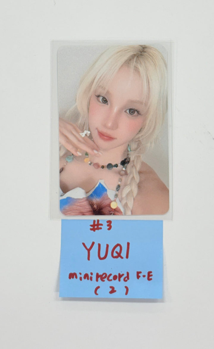 YUQI (of I-dle) "Motivation" - Mini Record Fansign Event Photocard [25.9.25]
