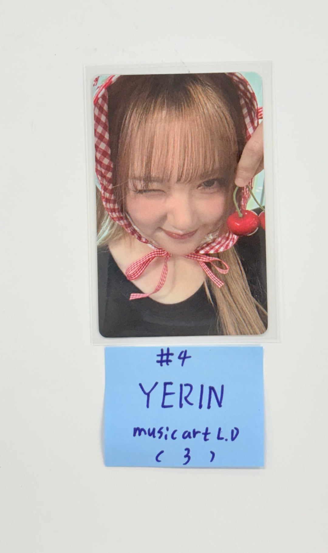 Yerin (of Gfriend) "Awake" - Music Art Lucky Draw Event Photocard [25.9.25]