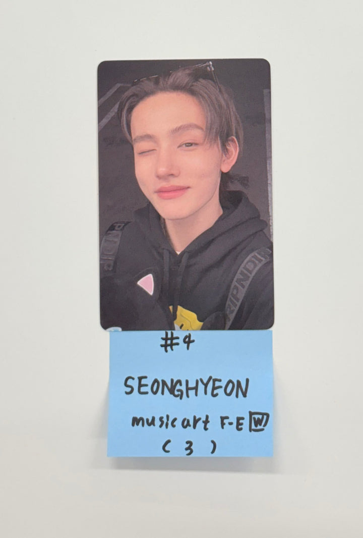 CORTIS 1st EP "Color Outside The Line" - Music Art Fansign Event Photocard (Weverse Albums ver.) [25.9.25]