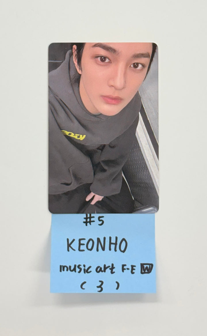 CORTIS 1st EP "Color Outside The Line" - Music Art Fansign Event Photocard (Weverse Albums ver.) [25.9.25]