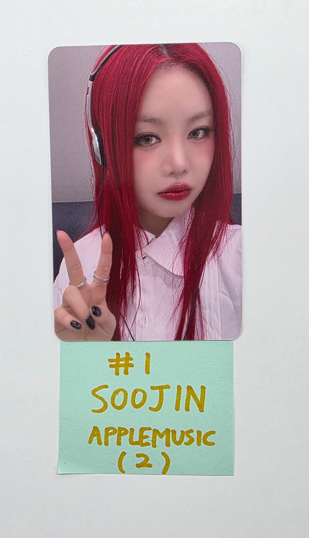 SOOJIN "BADITUDE" -  Apple Music Fansign Event Photocard R2 [25.9.26]