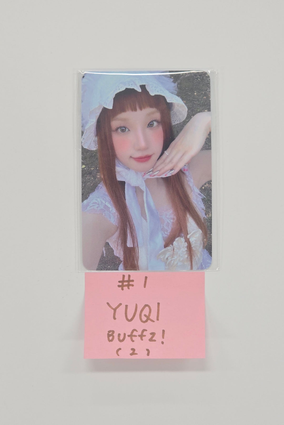 YUQI (of I-dle) "Motivation" - Buffz! Pre-Order Benefit Photocard [25.9.29]