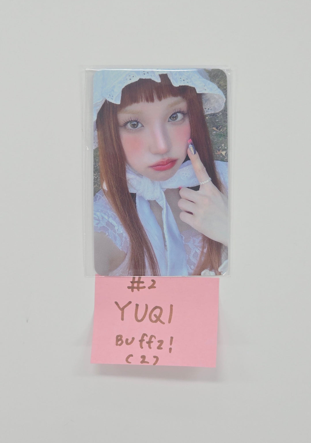 YUQI (of I-dle) "Motivation" - Buffz! Pre-Order Benefit Photocard [25.9.29]