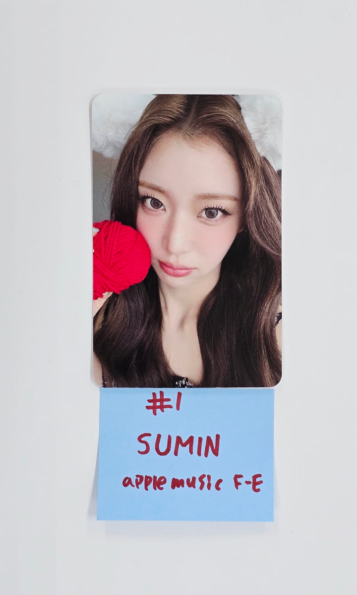 STAYC "I WANT IT" - Apple Music Fansign Event Photocard R3 [25.9.30]