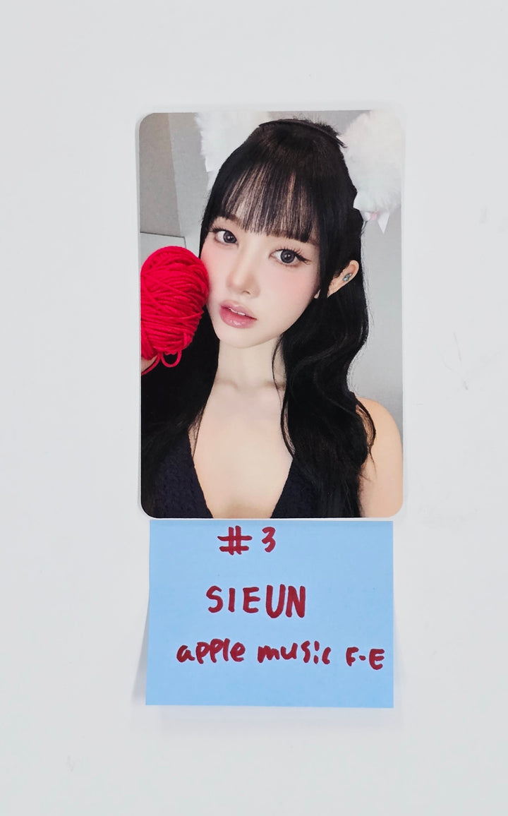 STAYC "I WANT IT" - Apple Music Fansign Event Photocard R3 [25.9.30]