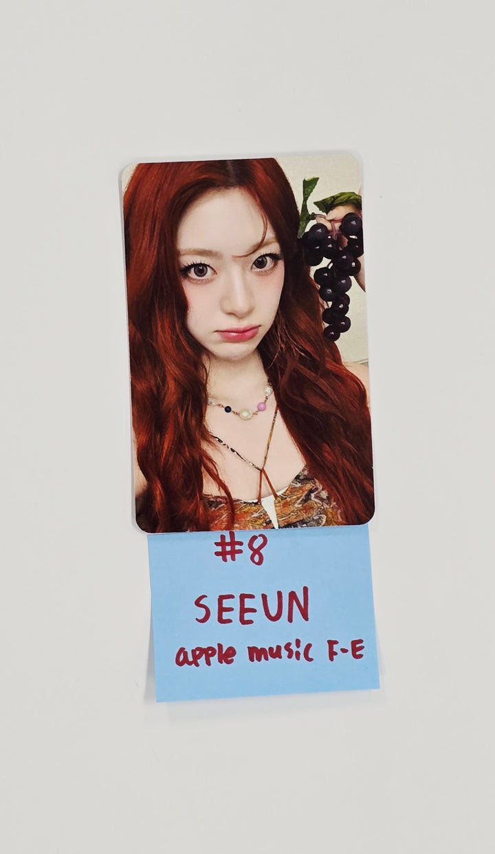 STAYC "I WANT IT" - Apple Music Fansign Event Photocard R3 [25.9.30]