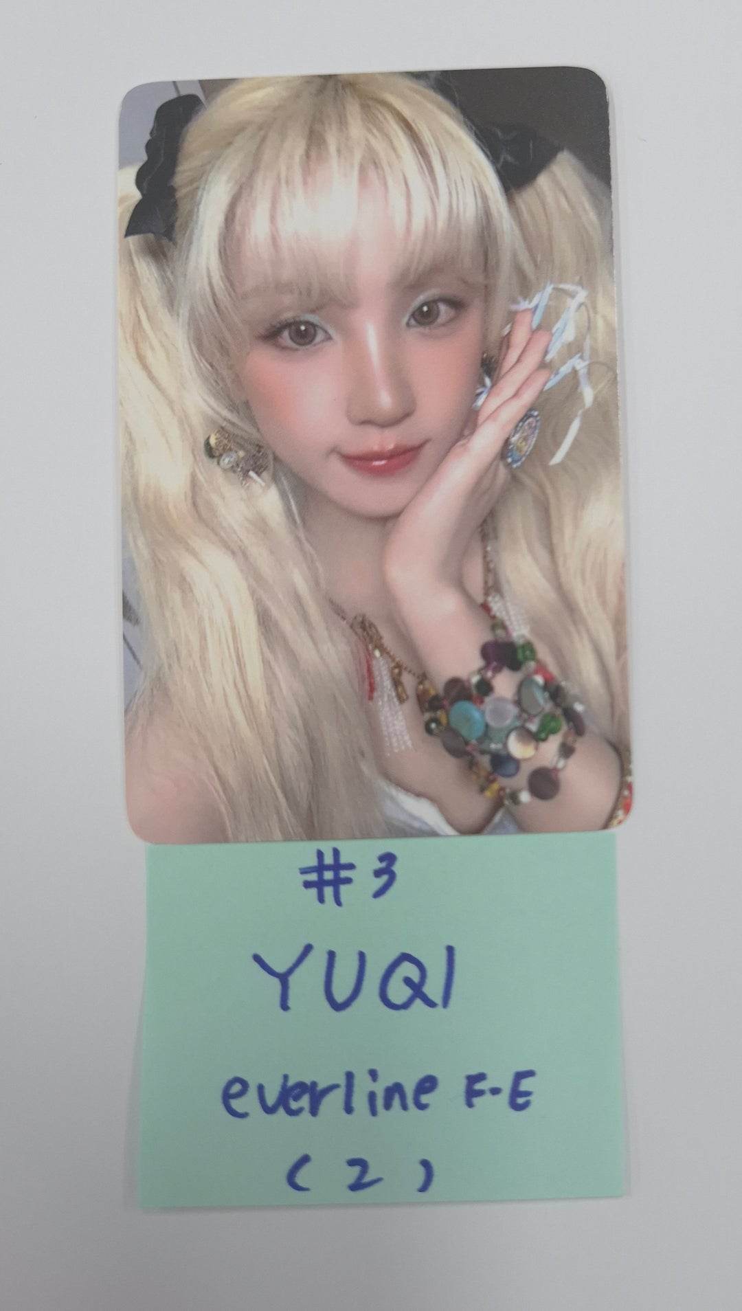 YUQI (of I-dle) "Motivation" - Everline Fansign Event Photocard [25.10.01]