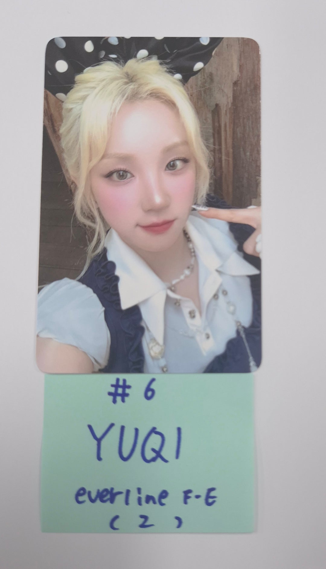YUQI (of I-dle) "Motivation" - Everline Fansign Event Photocard [25.10.01]